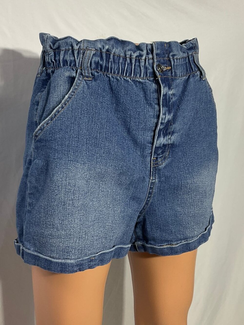 No Boundaries Size 11-13 Paperbag Jean Shorts Womens Denim PJT1544